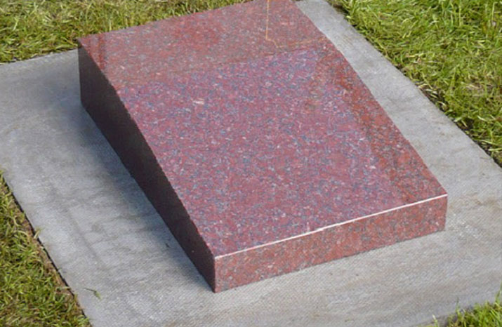 Headstone and Gravestone Repair Devon| Headstones & Gravestones Devon cemetery headstones devon |churchyard memorials devon | headstones | gravestone | totnes | south hams