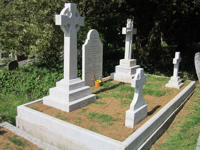 cemetery headstones devon |churchyard memorials devon | headstones | gravestone | totnes | south hams